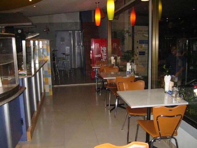 ronny's new york pizza at sukhumvit soi4